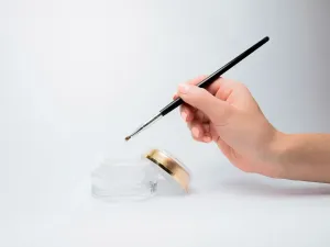 Manicure hybrydowy